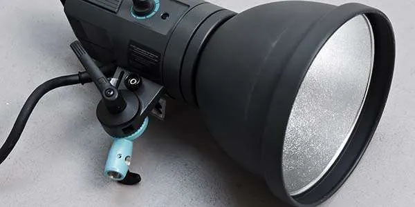 CANON 100mm Macro 2.8 ISO