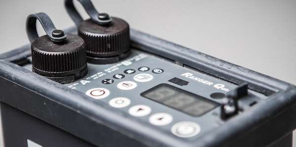 TECHNIK: JINBEI FLII-500 VS. RANGER QUADRA 3 TECHNICAL Vergleich Fotos