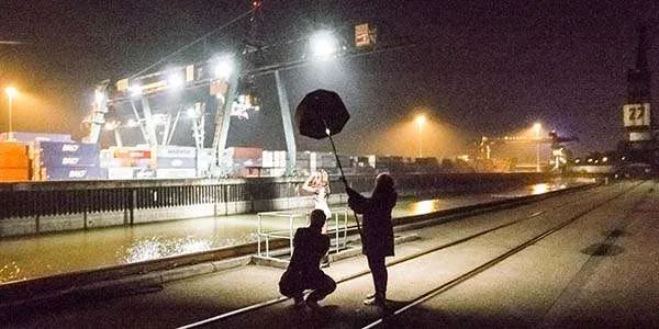DER BESTE (ULTIMATIVE) LICHTFORMER FÜR AUFSTECKBLITZE / BOX-SCHIRM-ZWIDDER 4 SSD PNY FOTOGRAFEN 3K