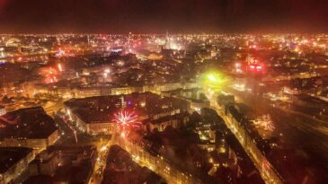 FROHES NEUES JAHR IHR FOTOVERRÜCKTEN 1 1397106 925728134129677 9104235383414715232 o
