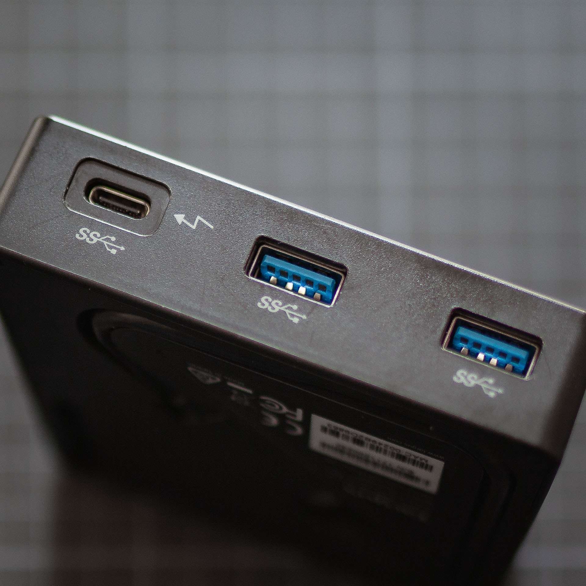 TARGUS THUNDERBOLT 3 DOCK 11 img 4398