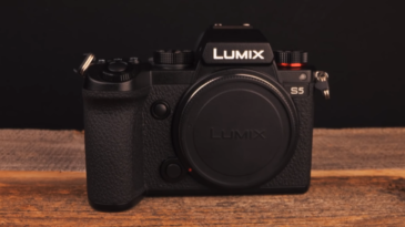 Lumix S5
