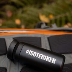 ISOTERIKER AUF RUCKSACK scaled