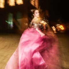 20240504 22h43min59sek P1111245 LUMIX S 20 60 F3.5 5.6 an DC S5M2X 1 4 Sek. bei f 40 21 mm ISO 800 JACKY FASHION NIGHT scaled