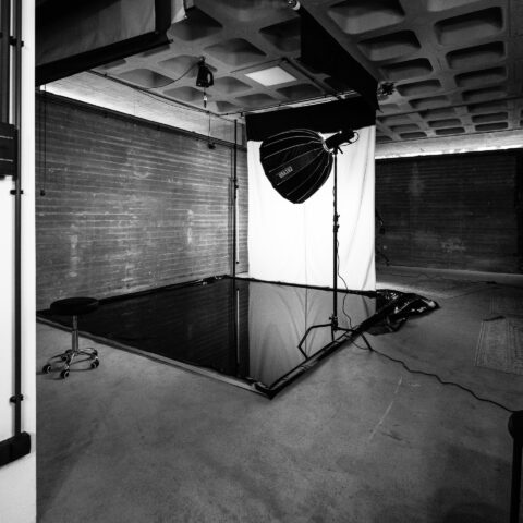 📅 26.10.2026<br/>🏠 KÖLN / HÜRTH<br/>🗨️ PIMP MY PORTFOLIO (STUDIO POOL)<br/>⭐👱♀️ DENEB 6 studio pool wasser becken NIKON CORPORATION NIKON Z 8 TAMRON 12 20mm F2.8 A084 Z 12